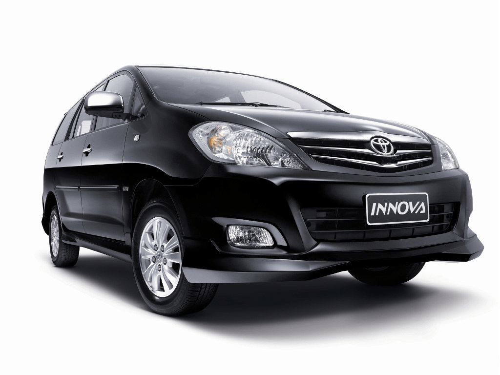 Toyota Innova 2015